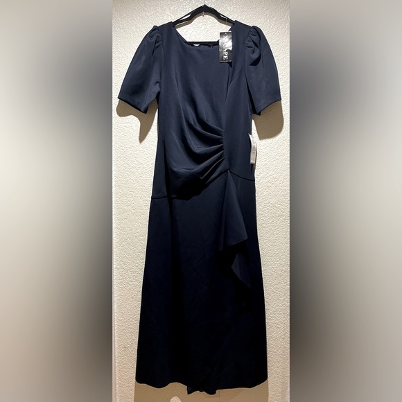 NWT Xscape Ruched A-Line Gown Navy Blue Size 18W - Picture 3 of 9